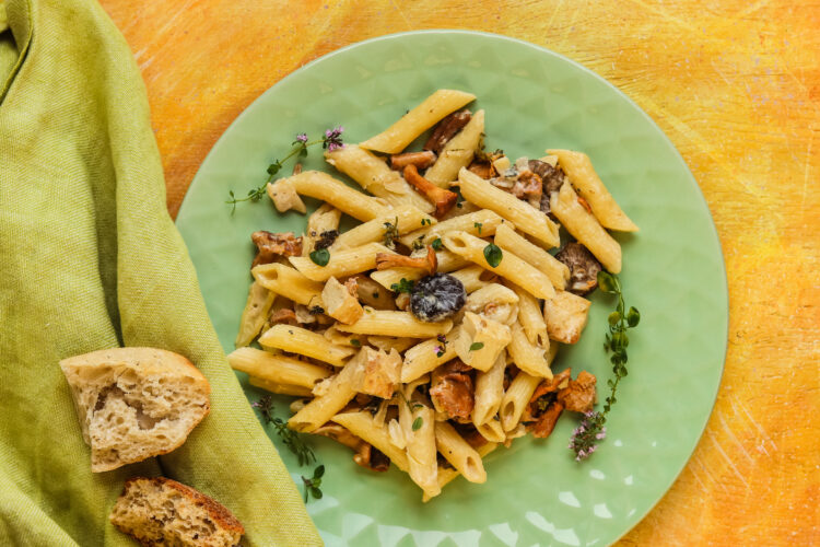 kermainen tofu-sienipasta