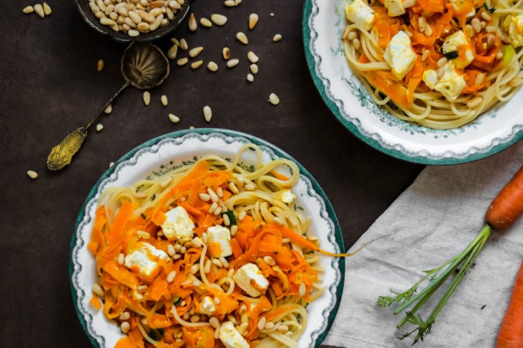 porkkana-fetapasta resepti
