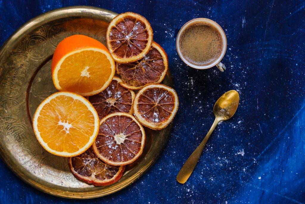 Kuivattu appelsiini joulukoriste ohje
