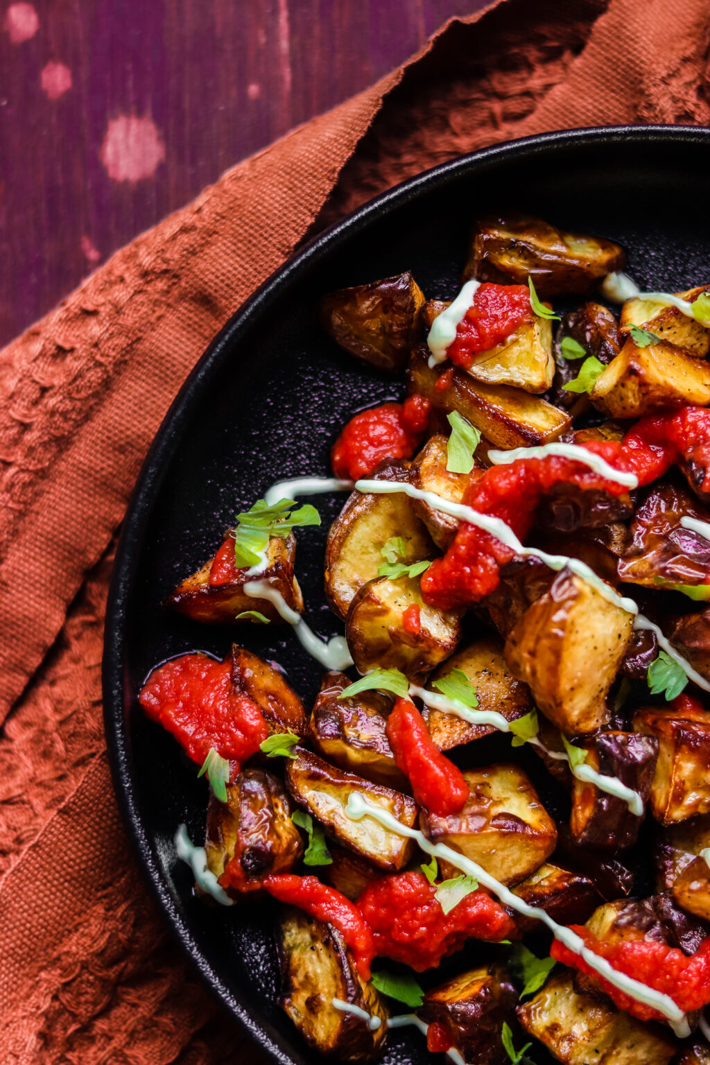 rapeat patatas bravas -perunat