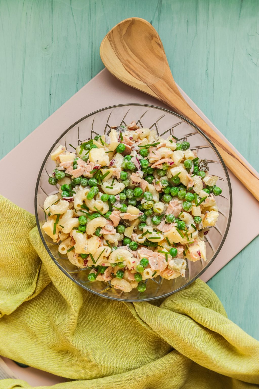 ruokaisa pastasalaatti